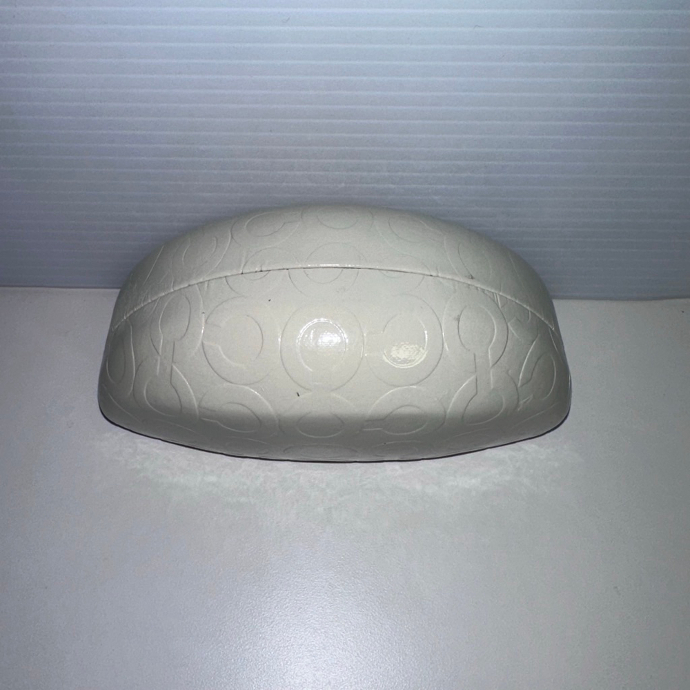 Coach Cream Beige Brown Signature Glasses Hard case
One Size Not Perfect - Picture 6 of 7